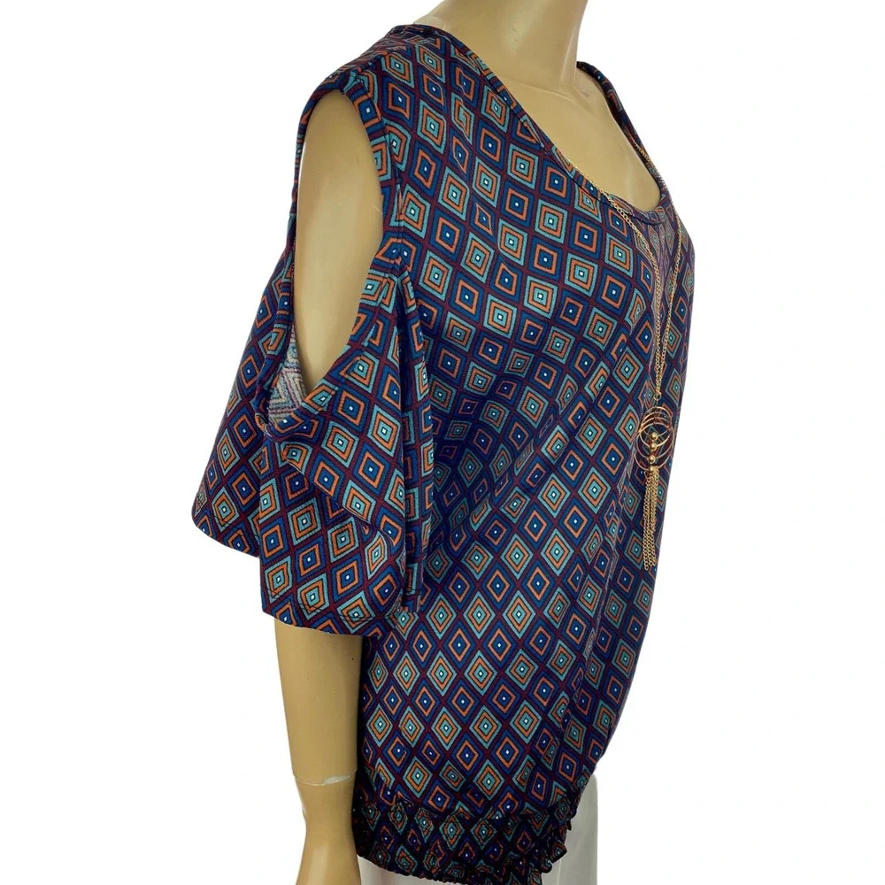 Goddess Cold-Shoulder Sz 3X Top Blouse Attached Necklace Stretch Hem Maroon/Blue - Picture 3 of 8